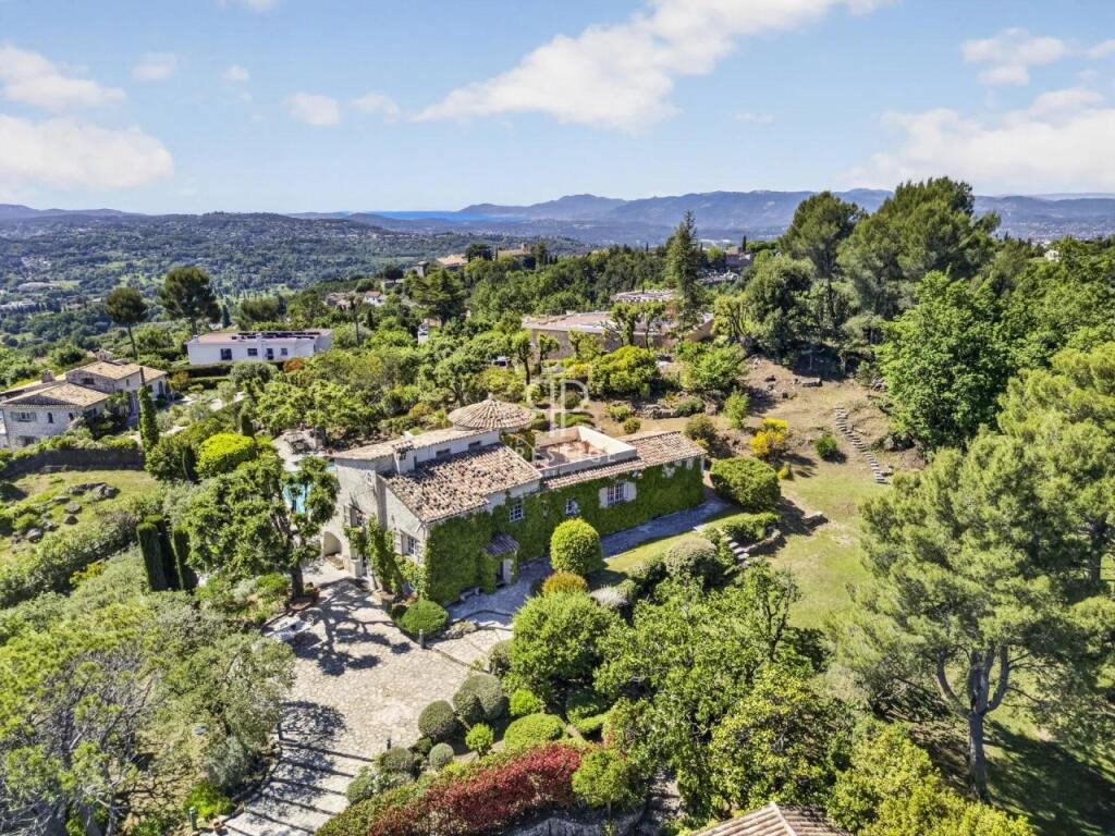 Maison à vendre, 200m², Châteauneuf-Grasse