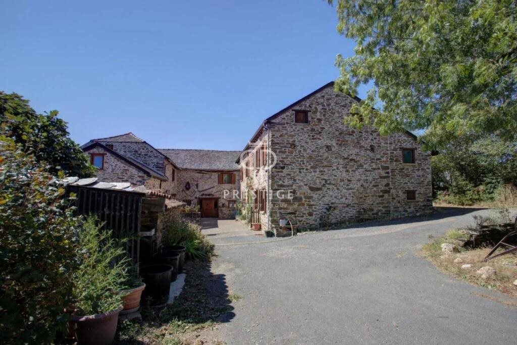 Maison à vendre, 375m², Saint-Cirgue