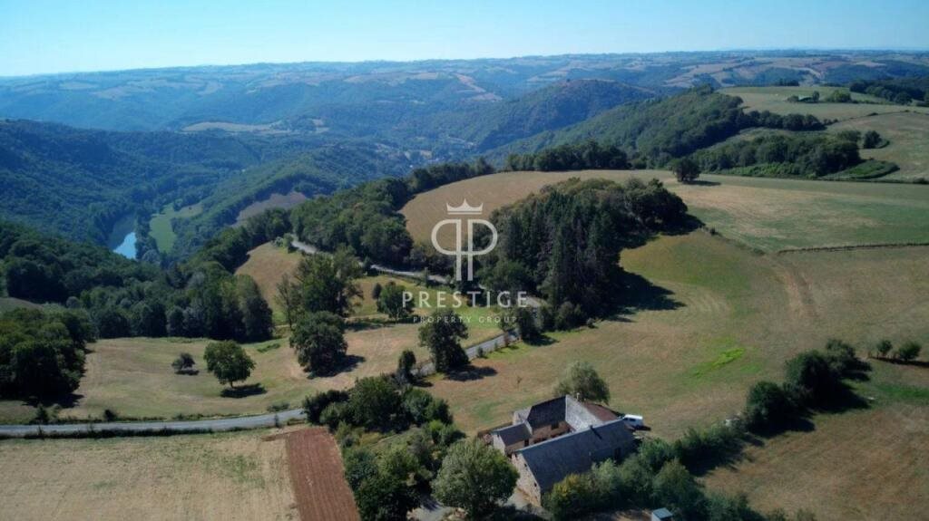 Maison à vendre, 375m², Saint-Cirgue