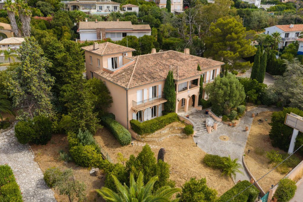 Maison à vendre, 650m², Roquebrune-sur-Argens