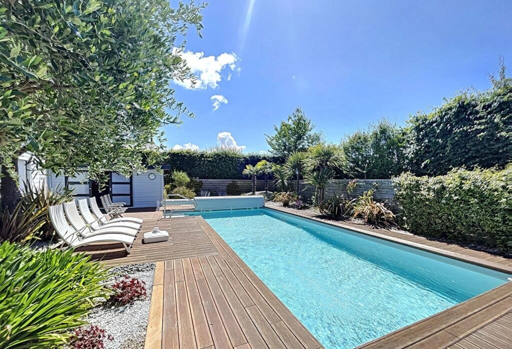 Maison à vendre, 5m², Carolles