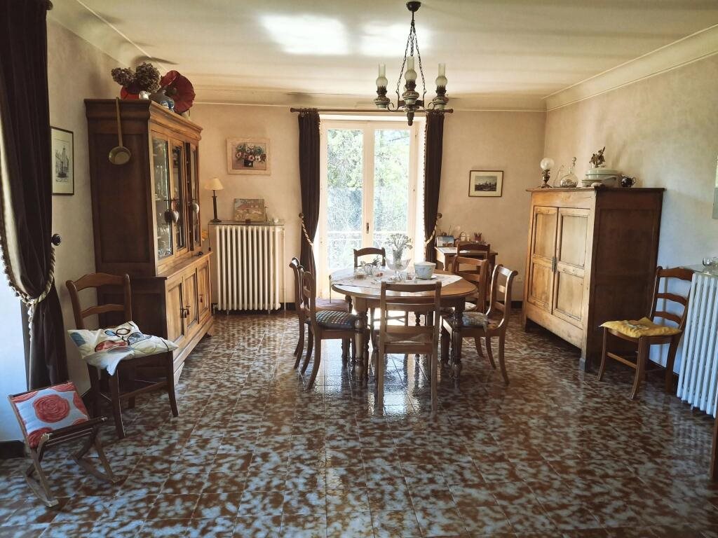 Maison à vendre, 162m², Vailhourles