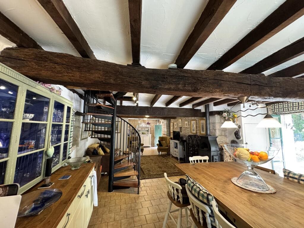 Maison à vendre, 141m², Mansle