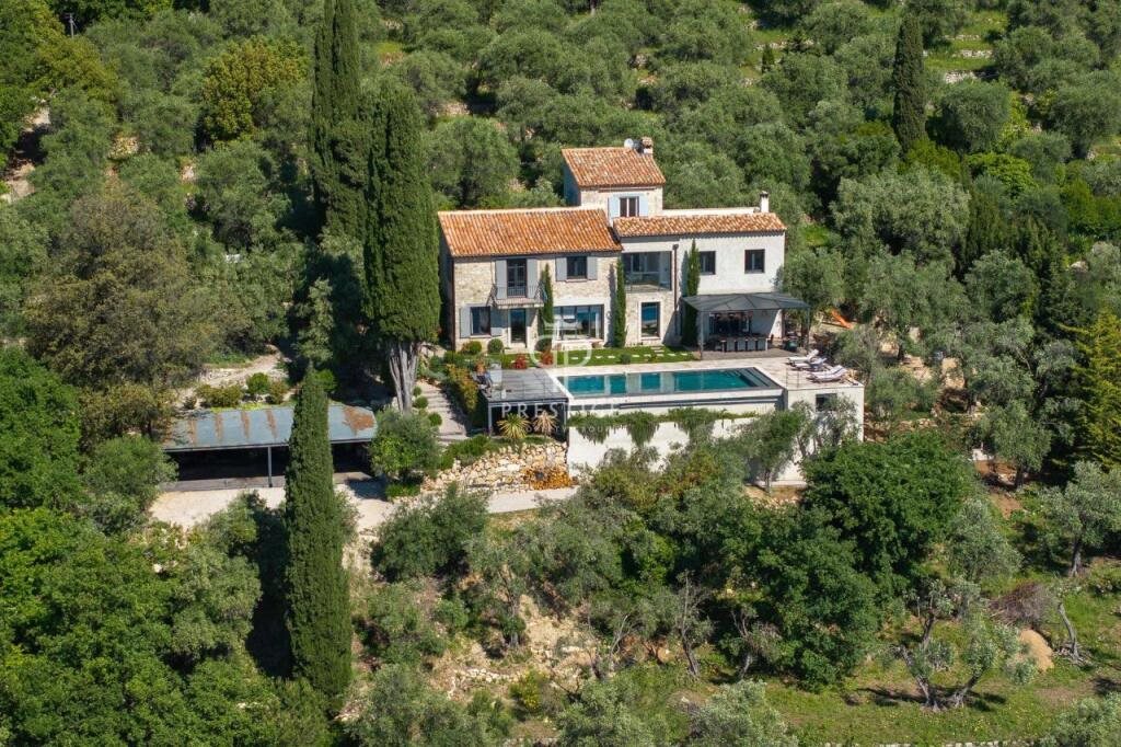 Maison à vendre, 222m², Spéracèdes