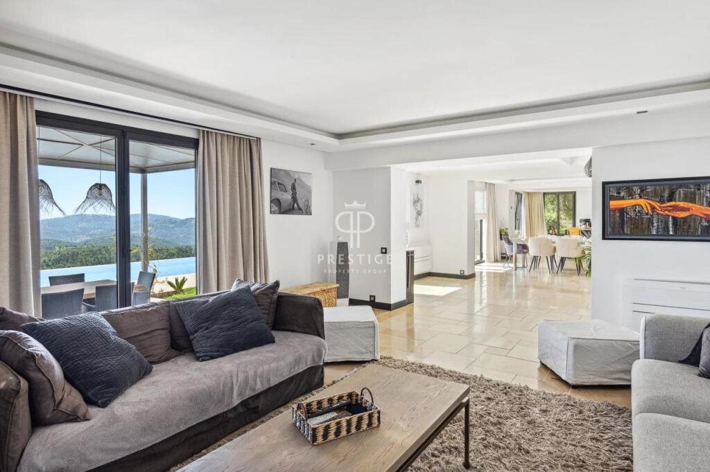 Maison à vendre, 222m², Spéracèdes