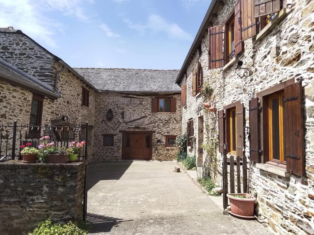 Maison à vendre, 375m², Ambialet