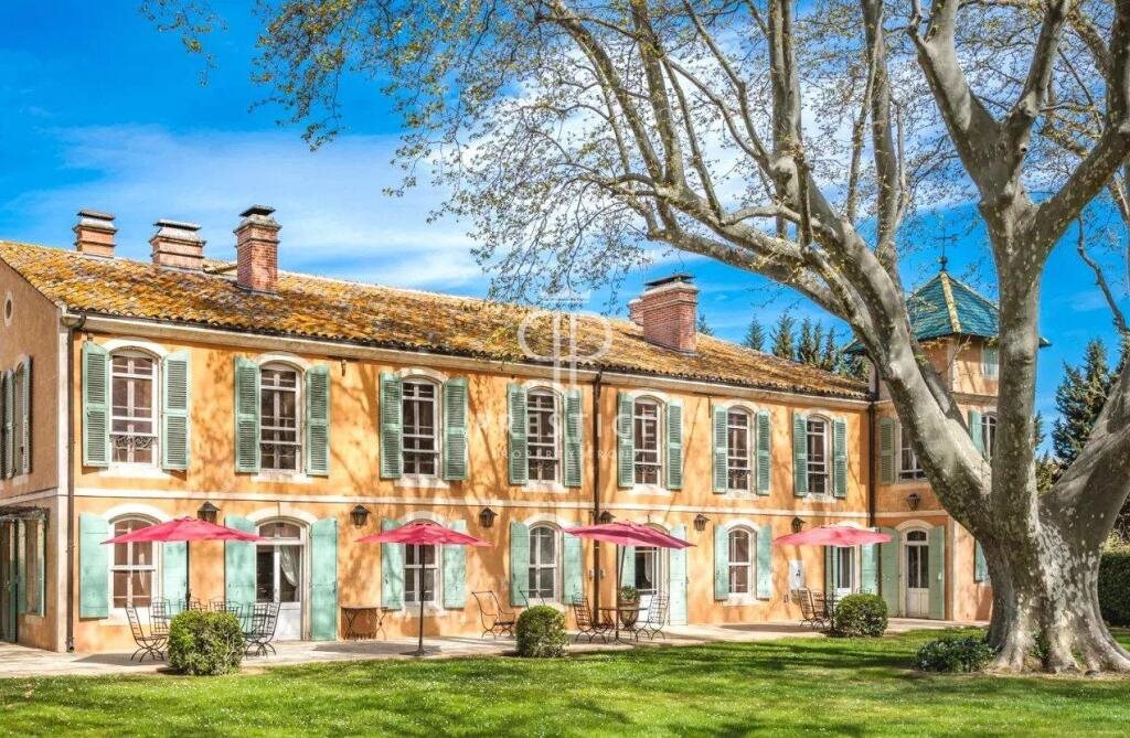 Maison à vendre, 920m², Arles