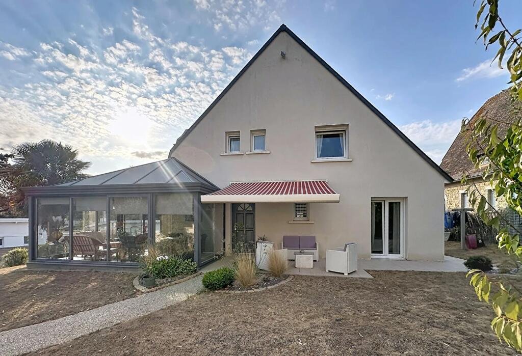 Maison à vendre, 4m², Jullouville