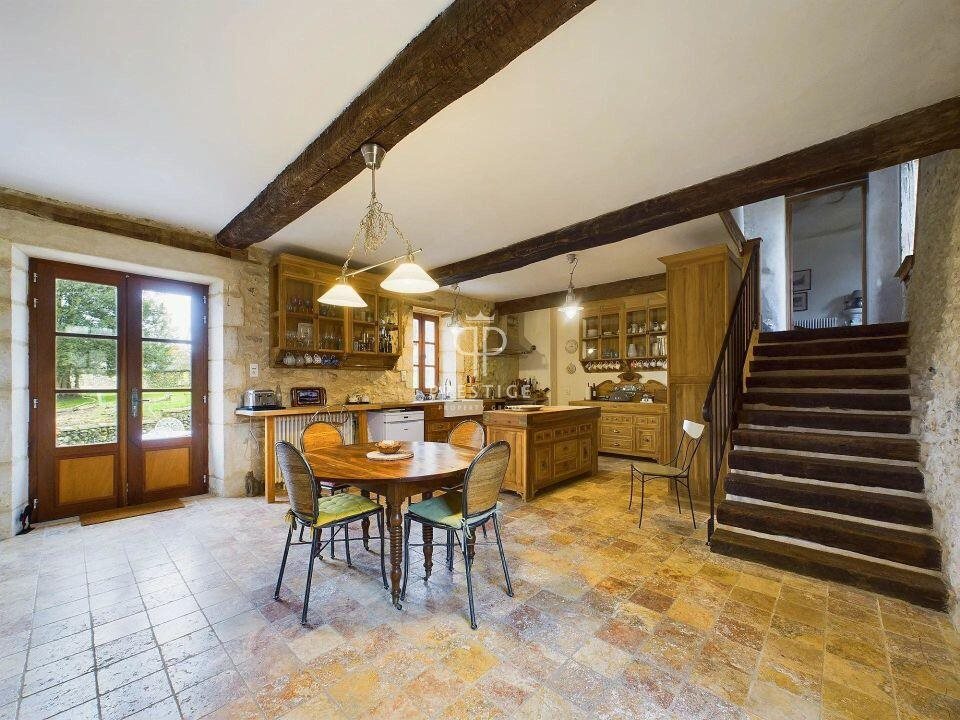 Maison à vendre, 270m², Tocane-Saint-Apre