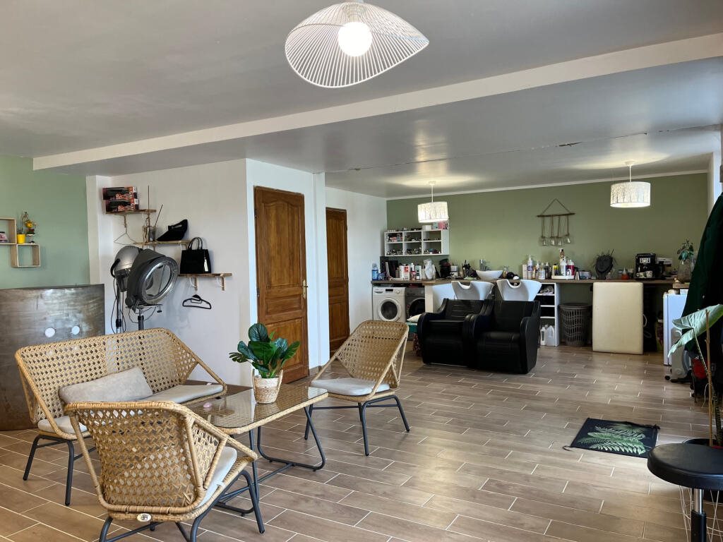 Maison à vendre, 108m², Jumilhac-le-Grand