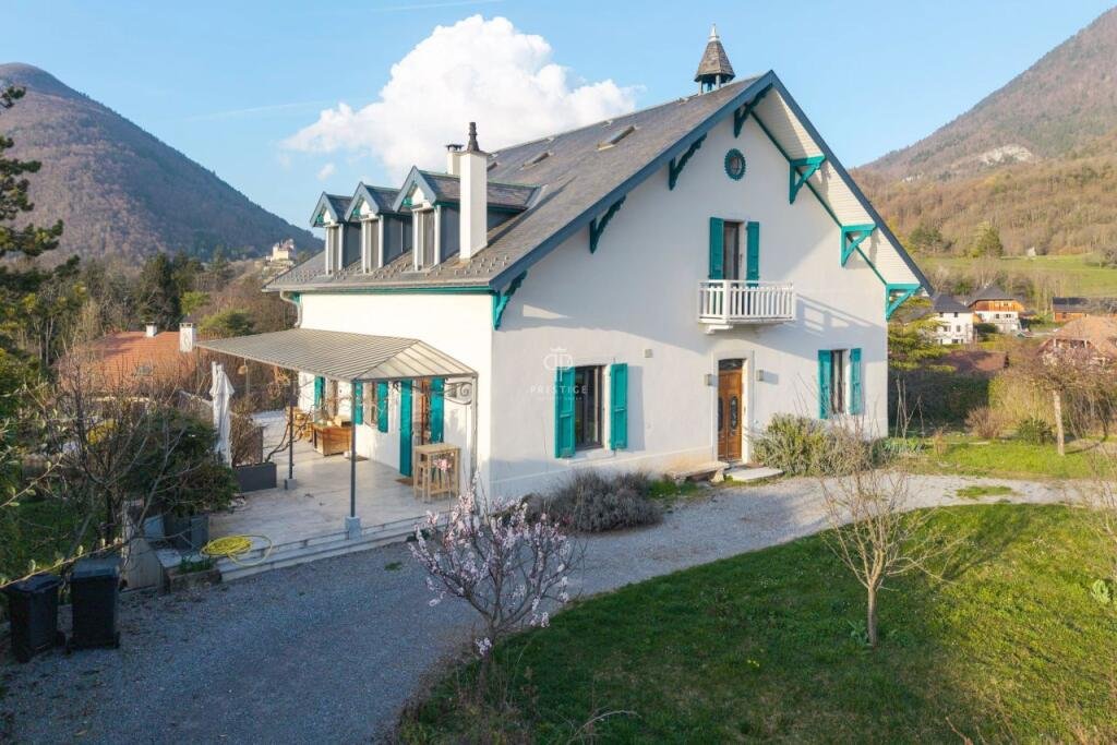 Maison à vendre, 255m², Menthon-Saint-Bernard