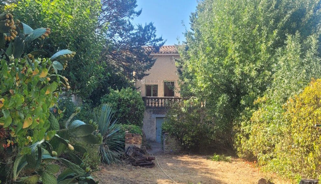 Maison à vendre, 4m², Vailhan