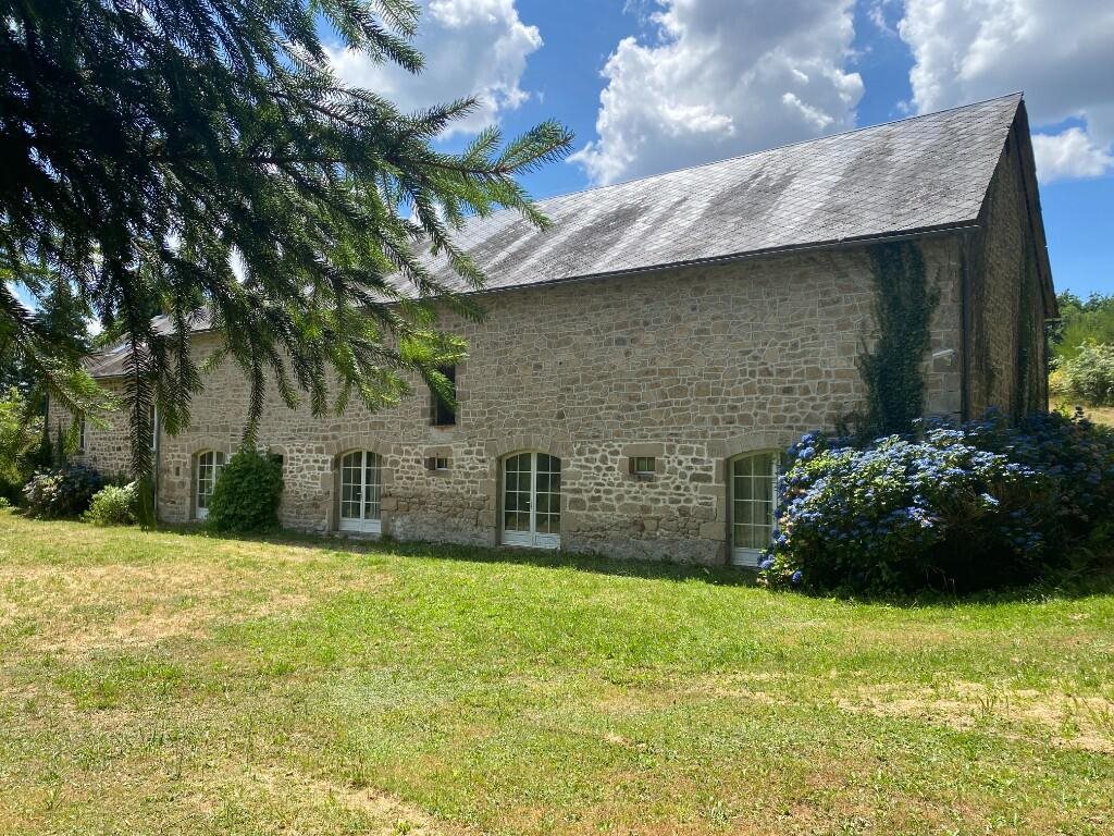 Maison à vendre, 244m², Saint-Hilaire-les-Courbes