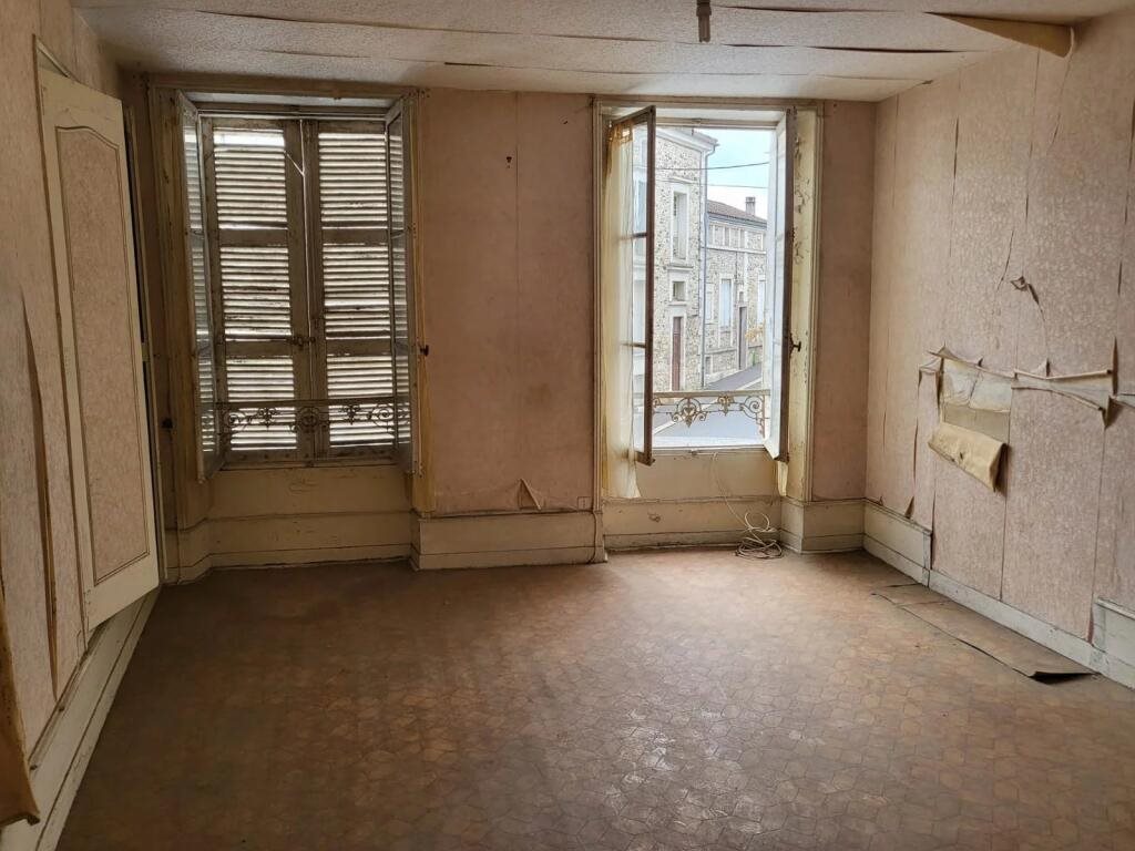 Maison à vendre, 108m², Nontron