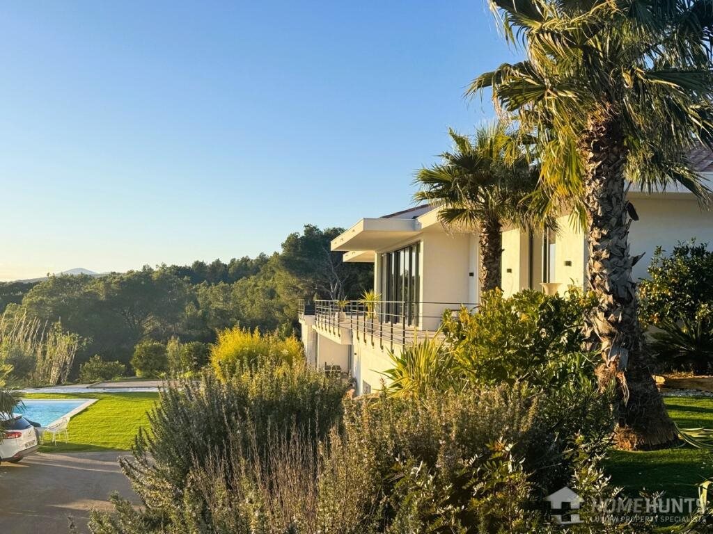 Maison à vendre, 370m², La Ciotat