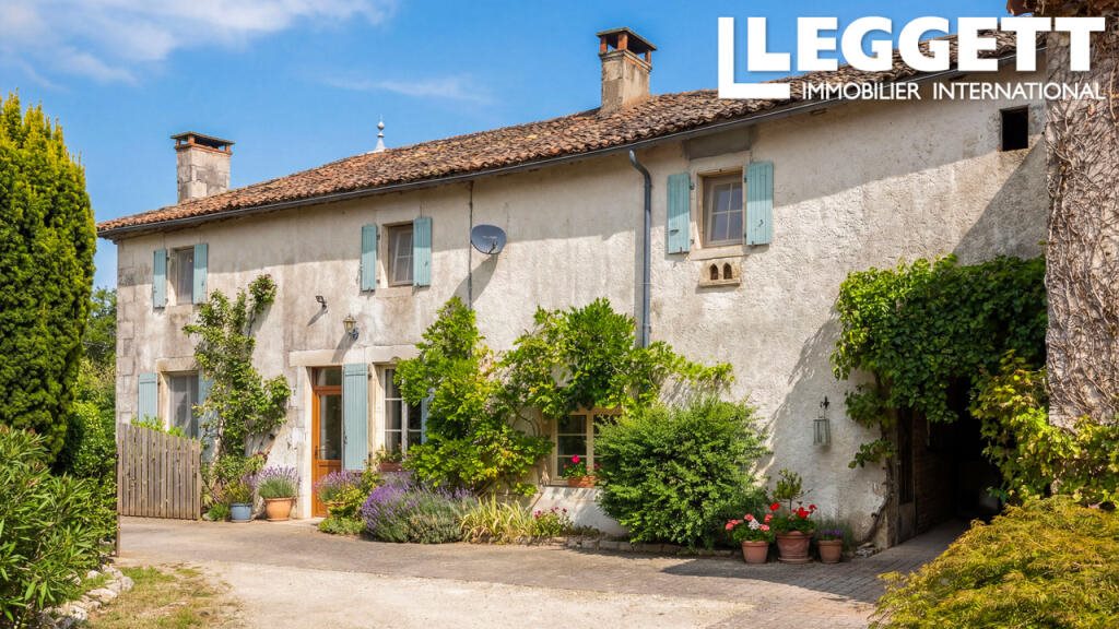 Maison à vendre, 206m², Champagné-le-Sec
