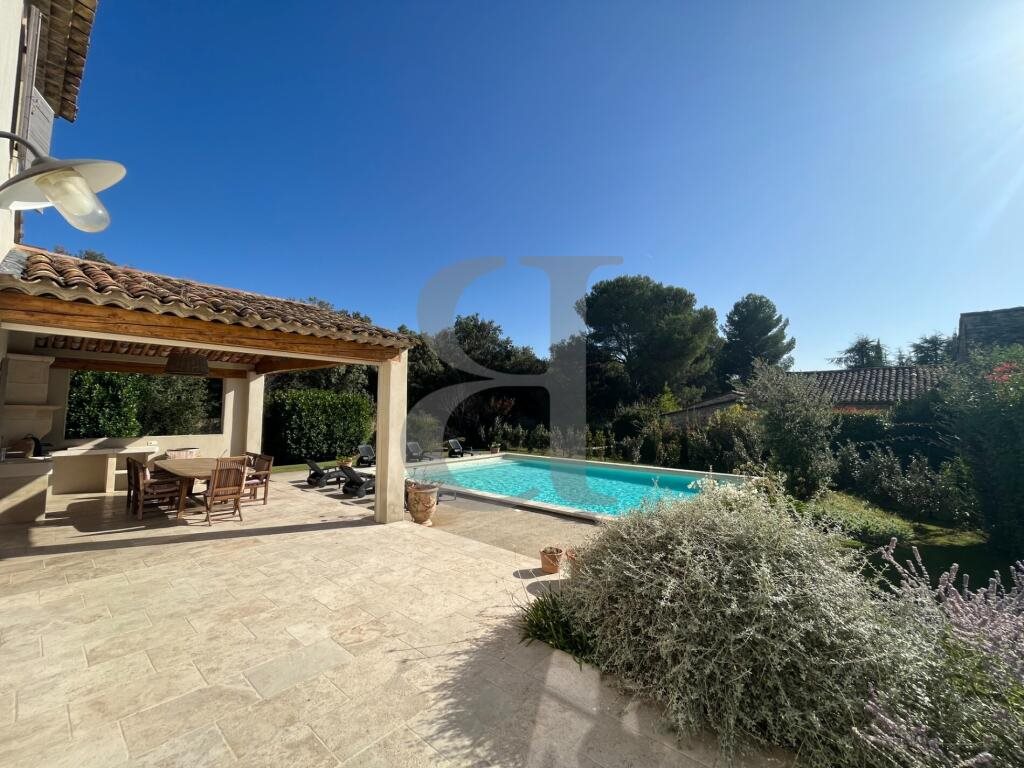 Maison à vendre, 169m², Pernes-les-Fontaines