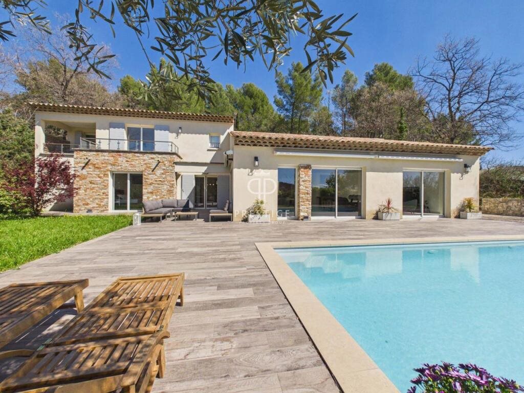 Maison à vendre, 225m², Seillans