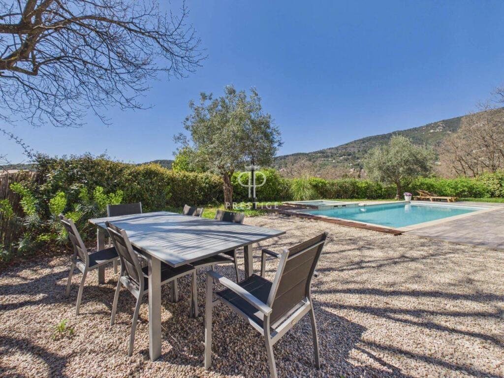 Maison à vendre, 225m², Seillans
