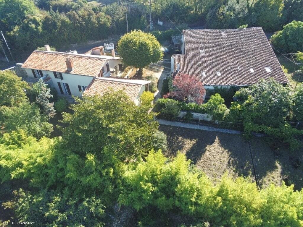 Maison à vendre, 5m², Ruffec