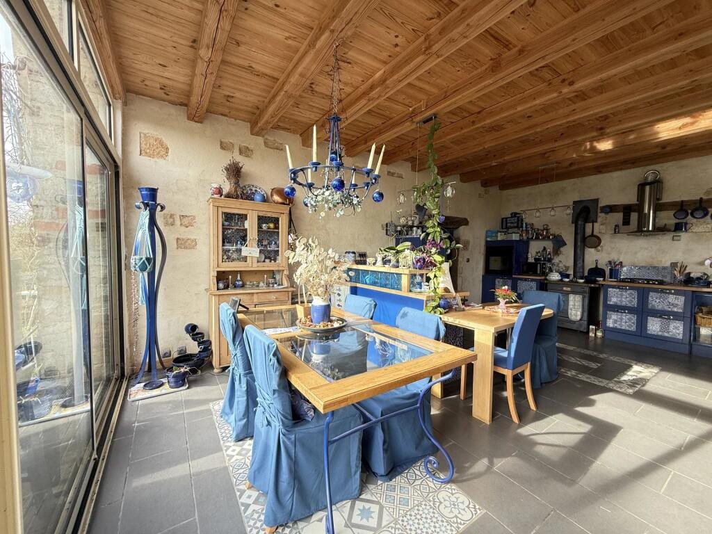 Maison à vendre, 230m², Angeac-Charente