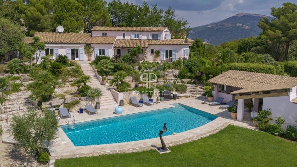 Maison à vendre, 335m², Châteauneuf-Grasse