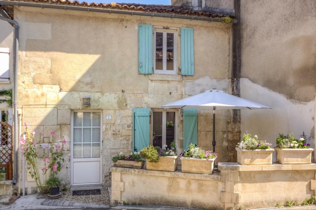 Maison à vendre, 75m², Bourg-Charente