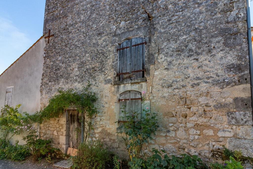 Maison à vendre, 75m², Bourg-Charente