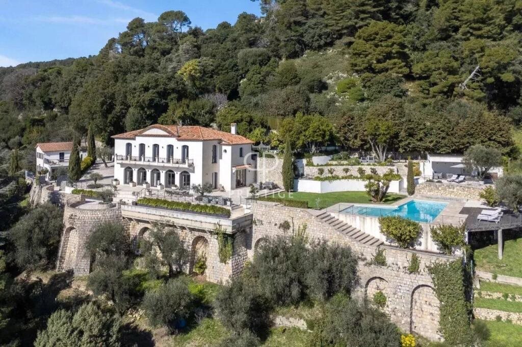 Maison à vendre, 370m², Grasse