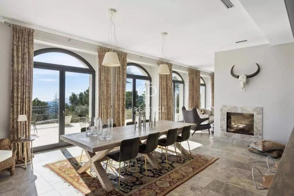 Maison à vendre, 370m², Grasse