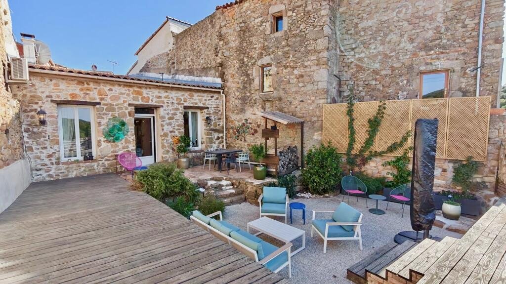Maison à vendre, 2m², Gabian