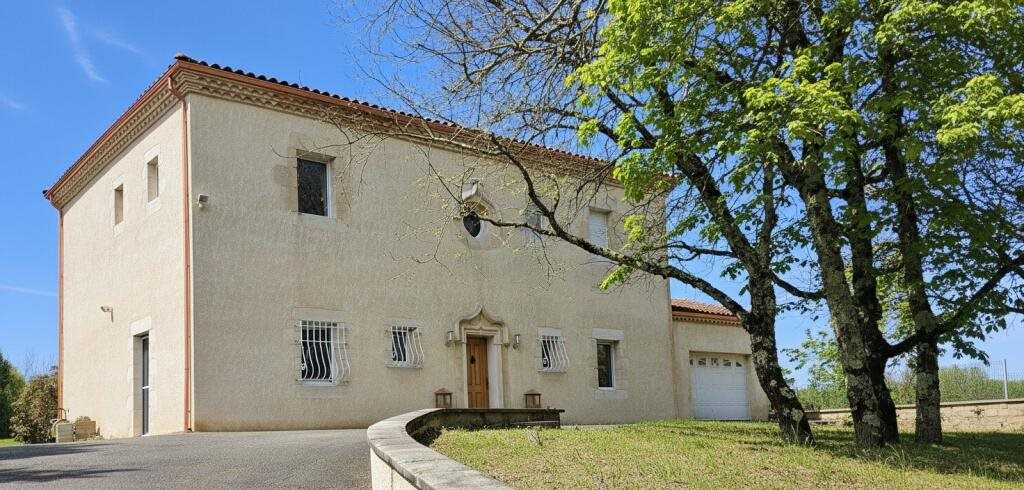 Maison à vendre, 4m², Castelnau-de-Montmiral