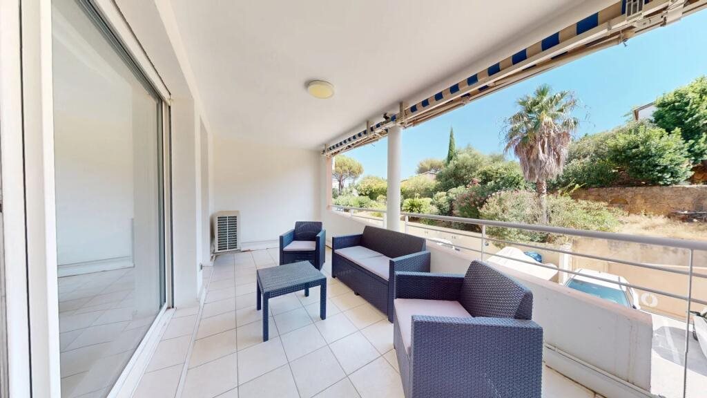 Appartement à vendre, 2m², Cavalaire-sur-Mer