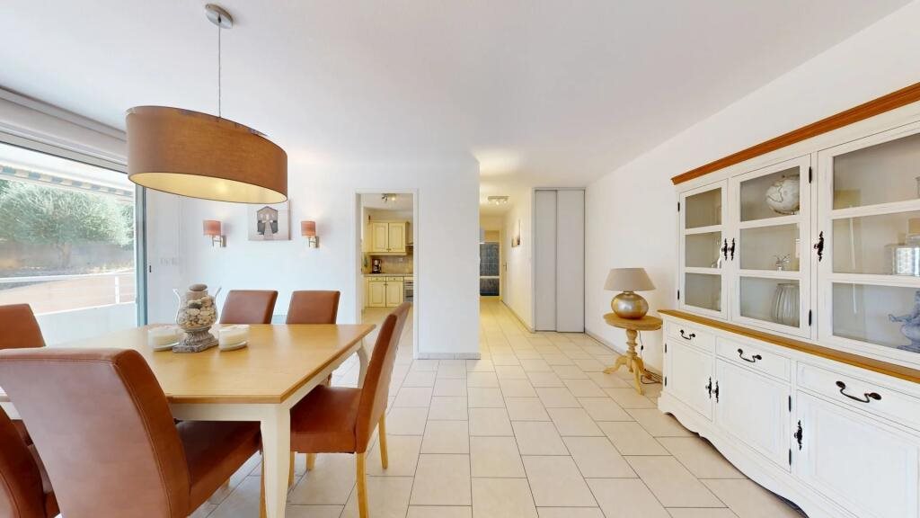 Appartement à vendre, 2m², Cavalaire-sur-Mer