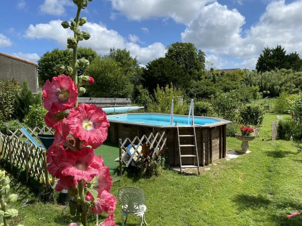 Maison à vendre, 129m², Mortagne-sur-Gironde