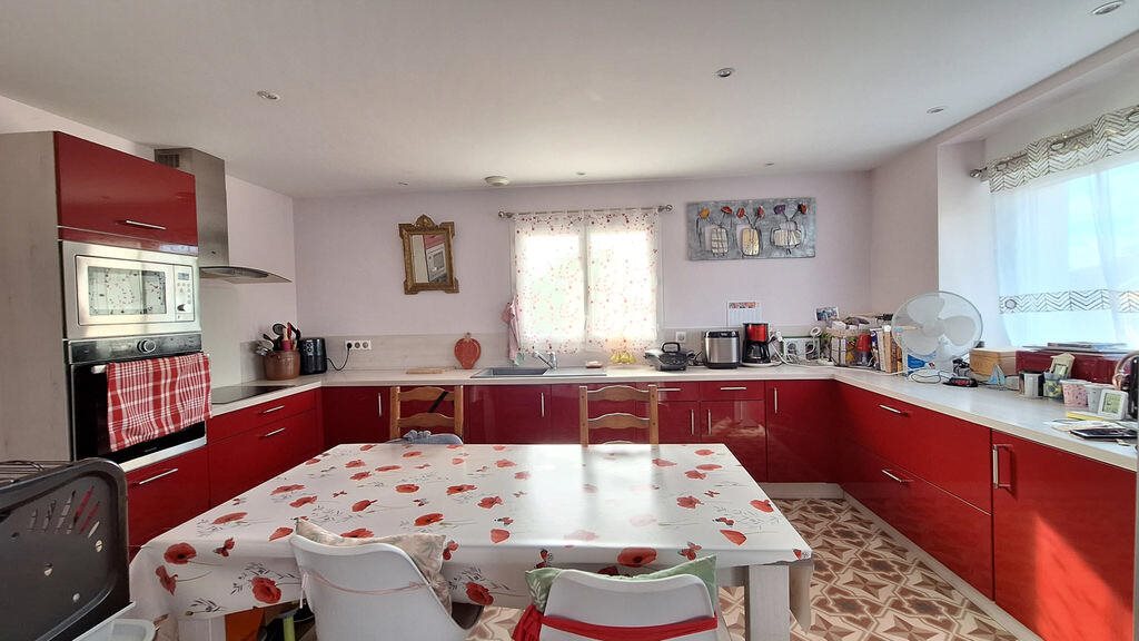 Maison à vendre, 4m², Nontron