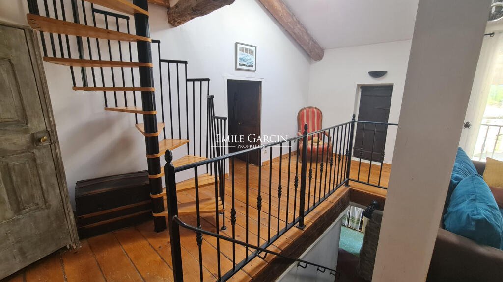 Maison à vendre, 4m², Revest-du-Bion