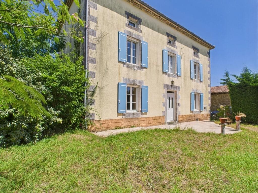 Maison à vendre, 134m², Piégut-Pluviers