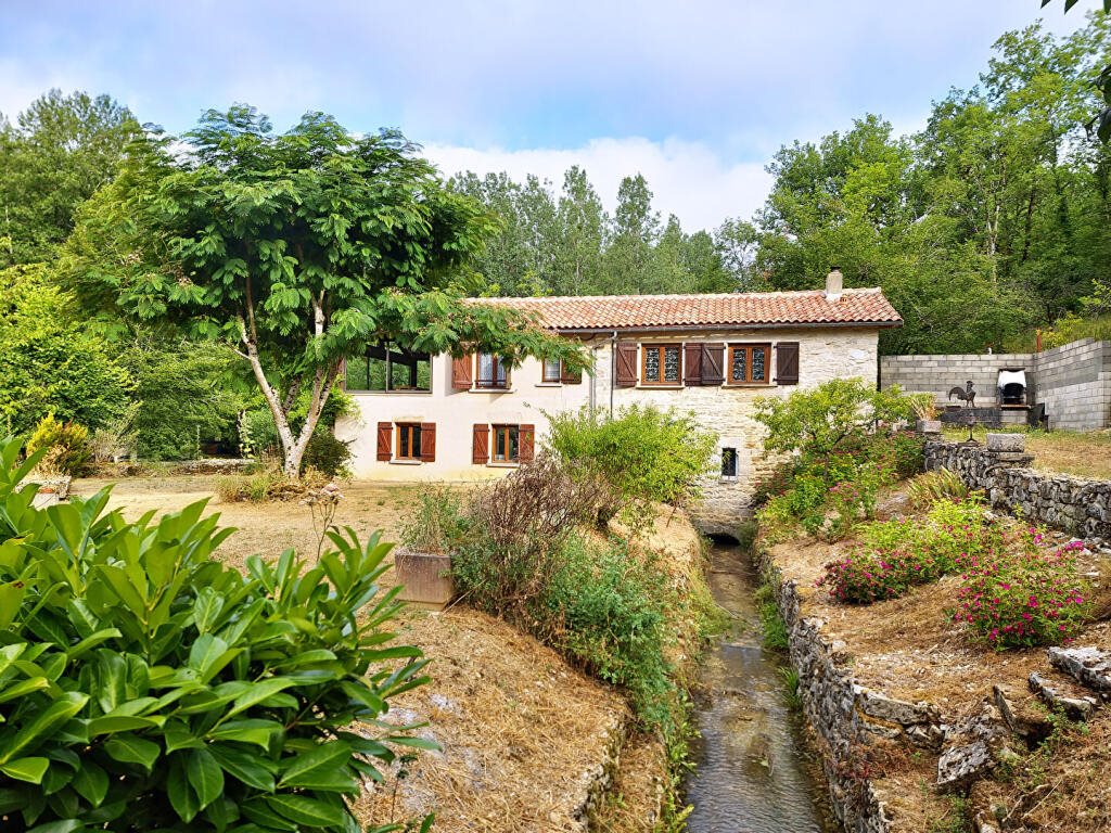 Maison à vendre, 2m², Ginals