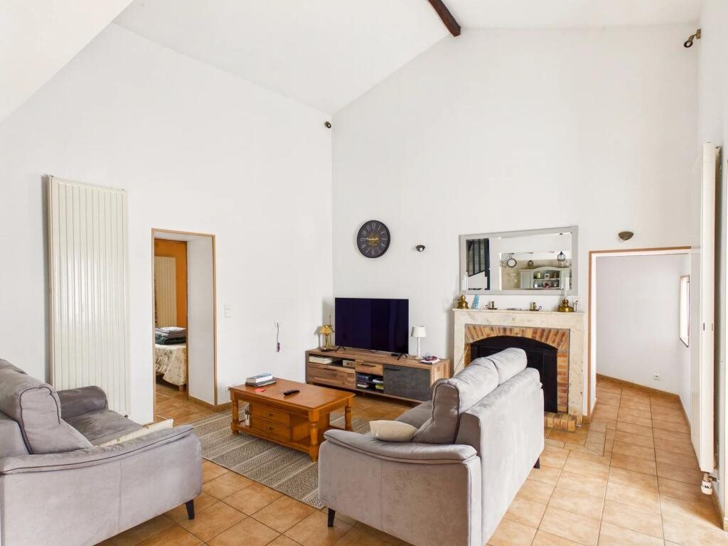Maison à vendre, 140m², Chasseneuil-sur-Bonnieure