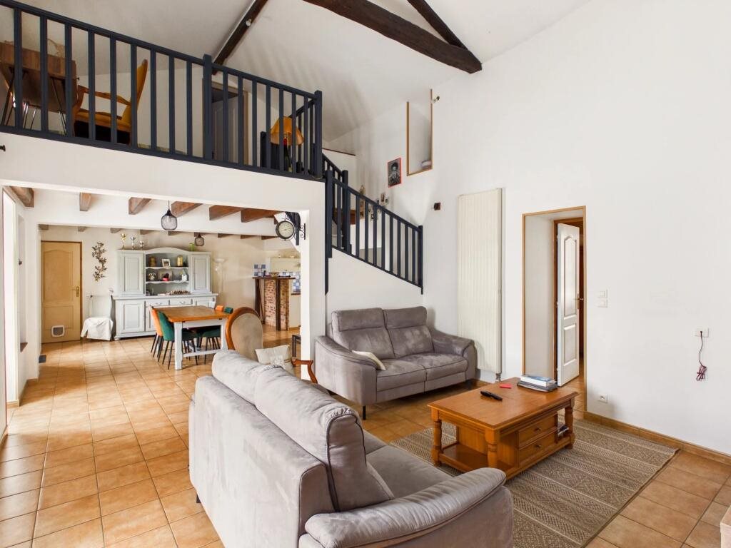 Maison à vendre, 140m², Chasseneuil-sur-Bonnieure