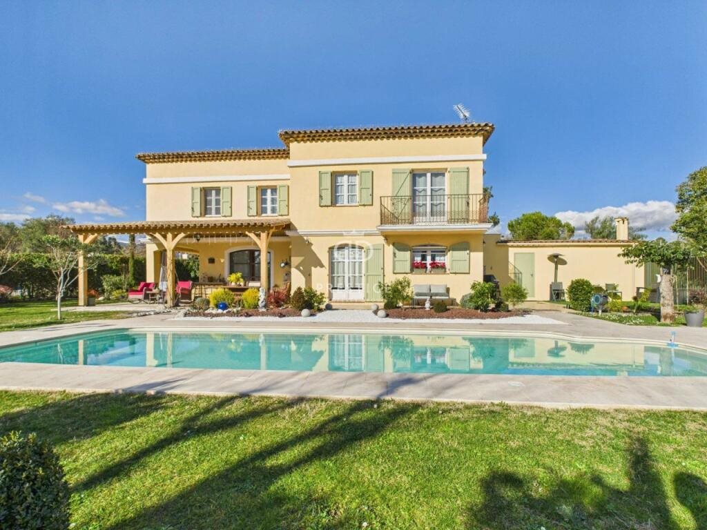 Maison à vendre, 178m², Valbonne