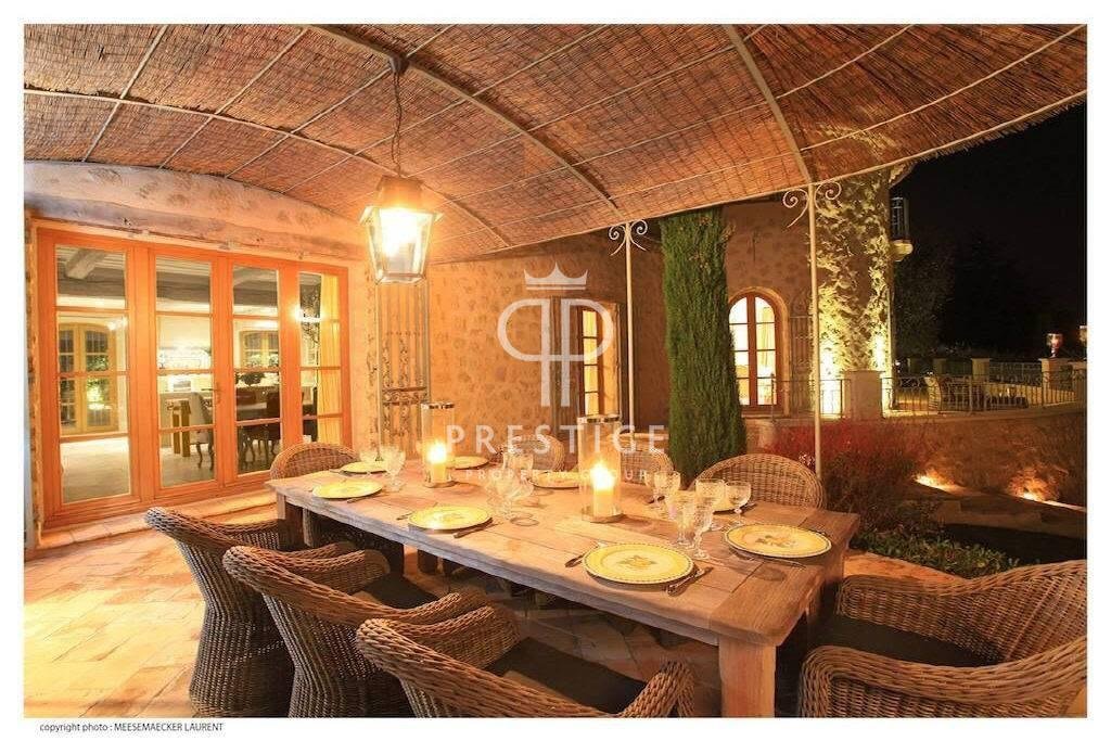 Maison à vendre, 650m², Mougins