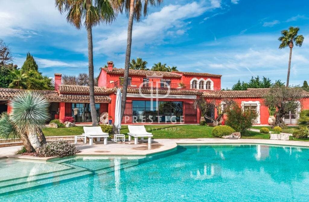 Maison à vendre, 350m², Mougins