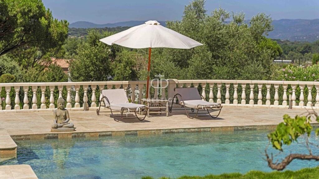 Maison à vendre, 170m², Gassin