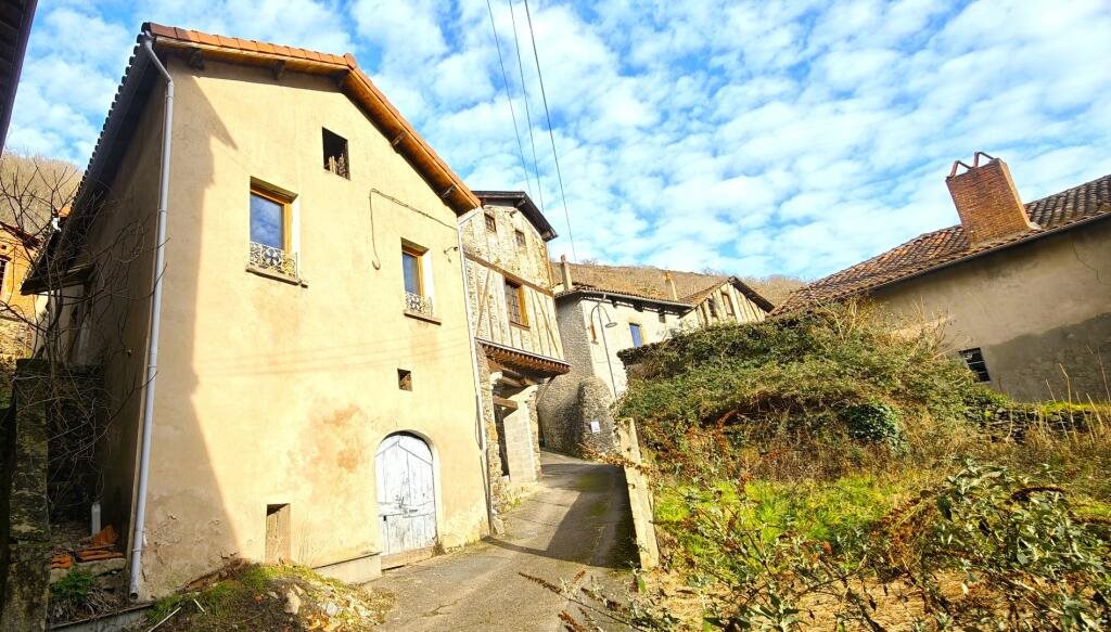 Maison à vendre, 2m², Livinhac-le-Haut