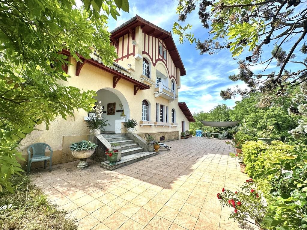 Maison à vendre, 188m², Sarlat-la-Canéda