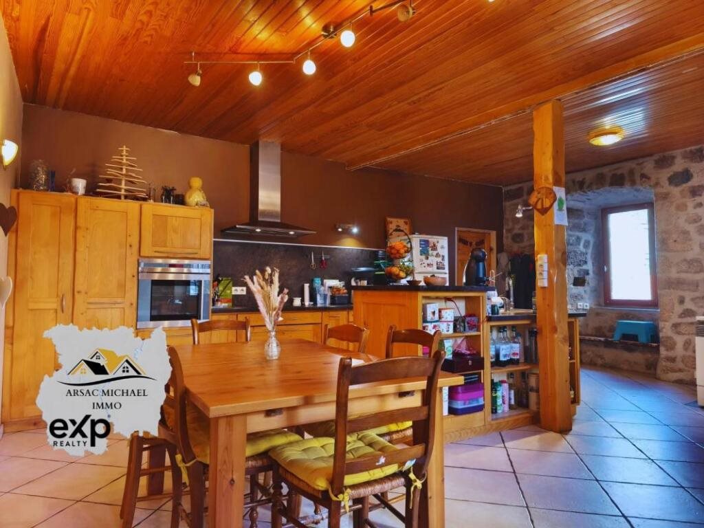 Maison à vendre, 215m², Pradelles