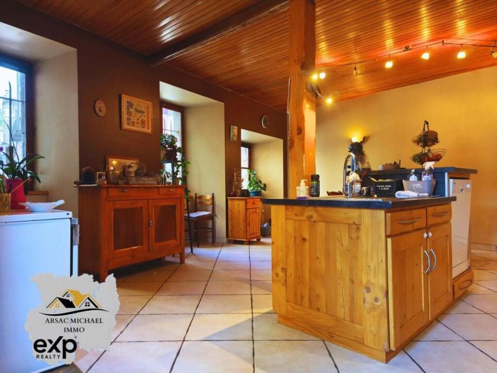 Maison à vendre, 215m², Pradelles