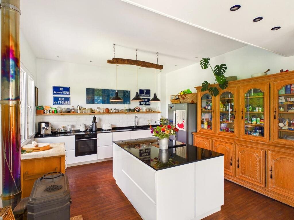 Maison à vendre, 204m², Champagne-Mouton